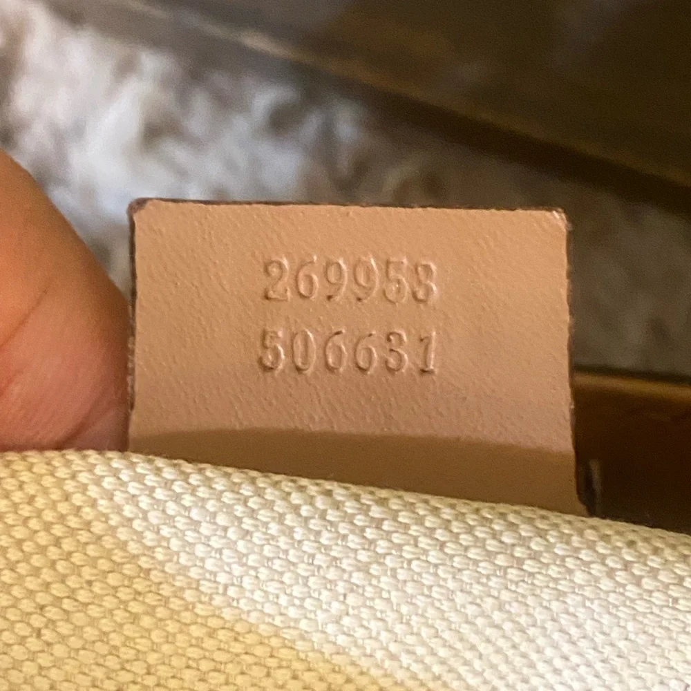 Gucci GG Canvas Scarlett Bag - Picture 8 of 11